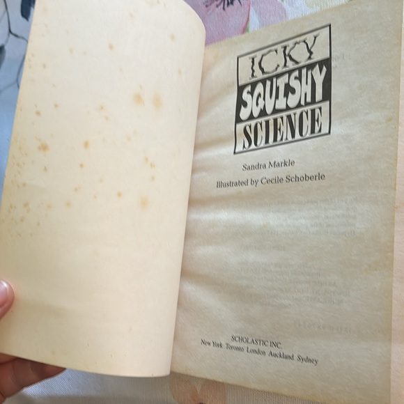 Vintage Icky Squishy Science Book - Picture 3 of 7